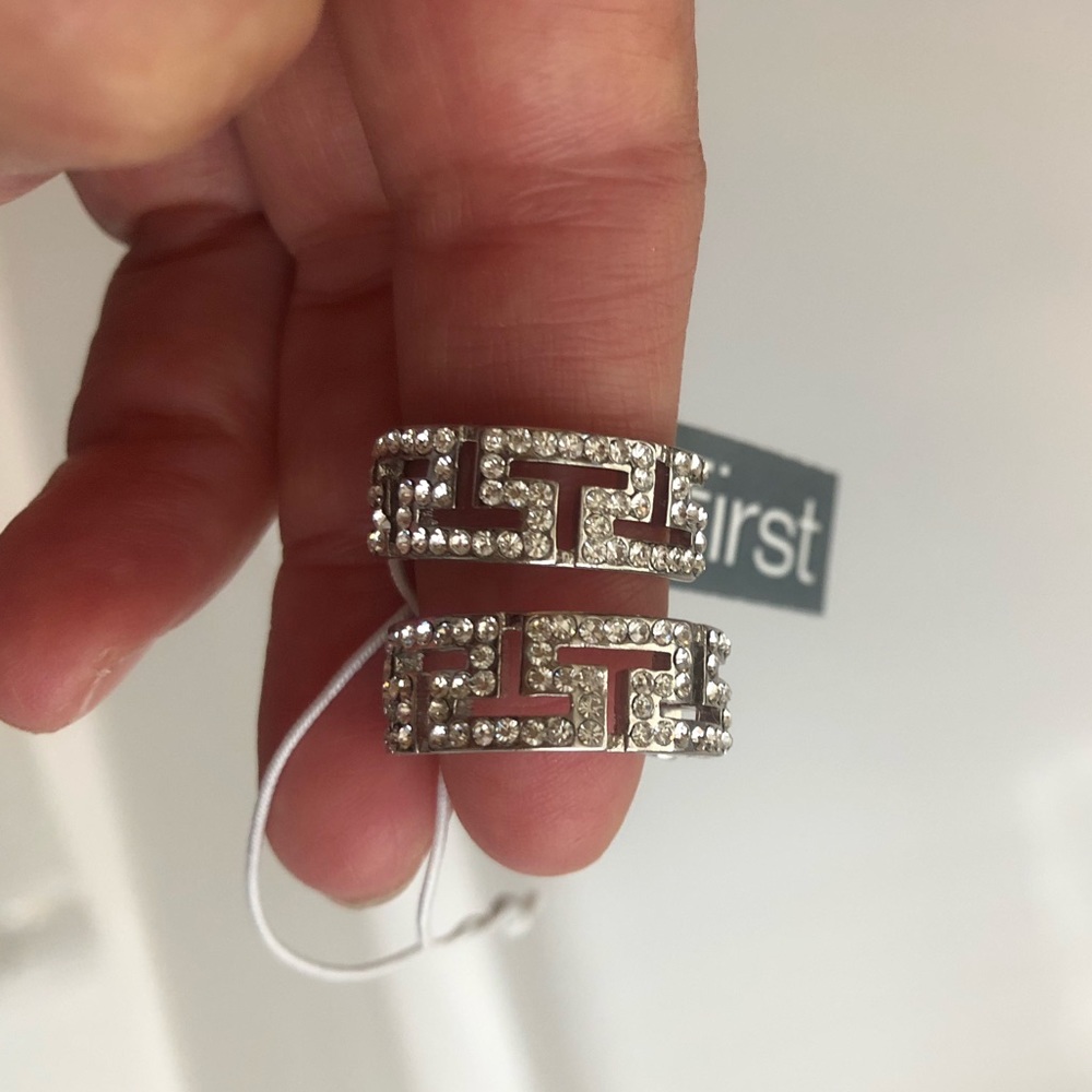 New Silver Real  sparkle Hoop earring FIRST